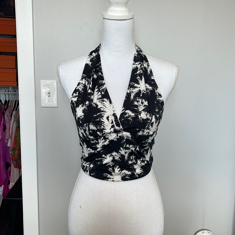 Guess halter top Size Small